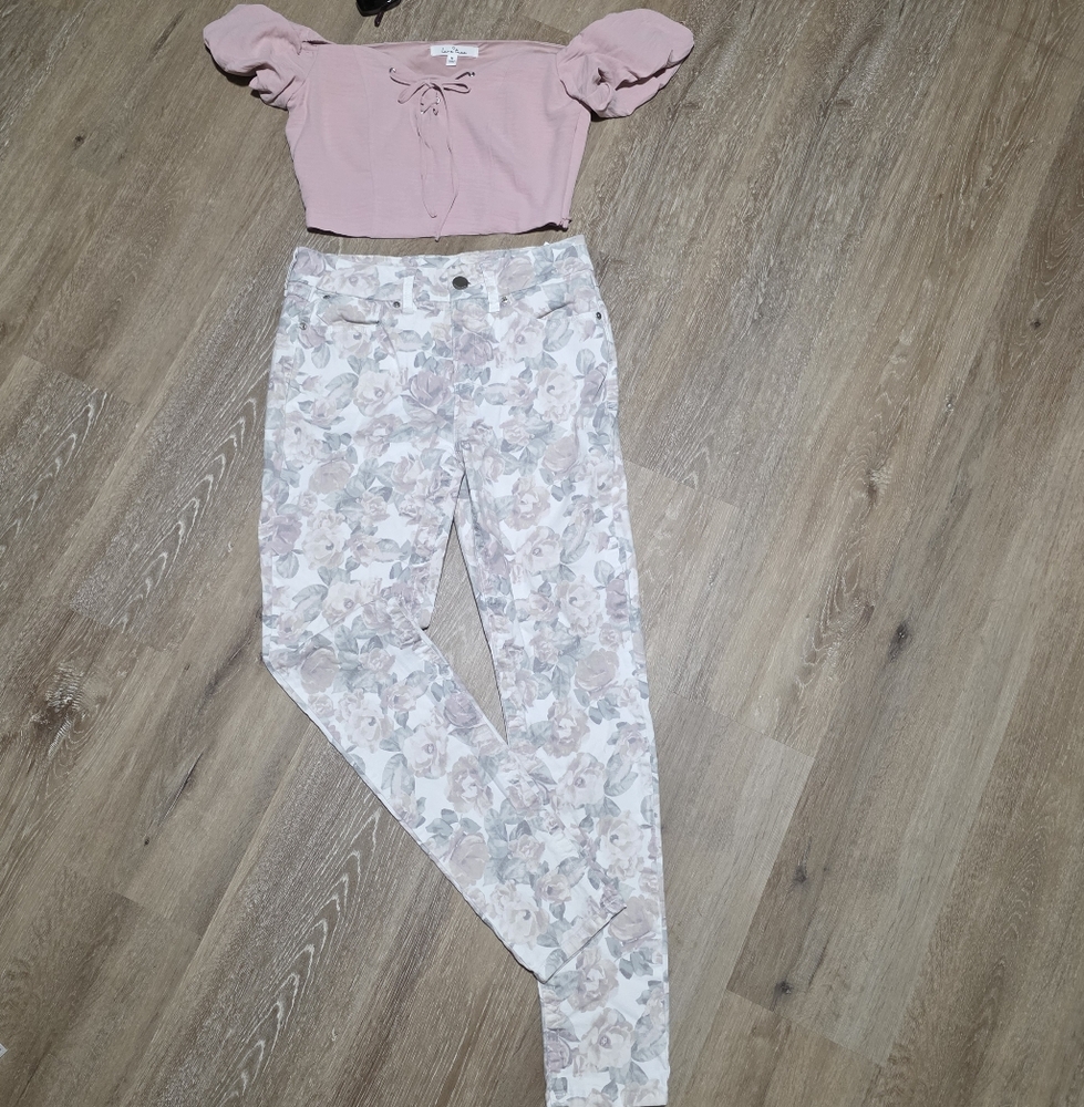 Seven7 Pastel Floral Tummyless High-Rise Skinny Denim Jeans